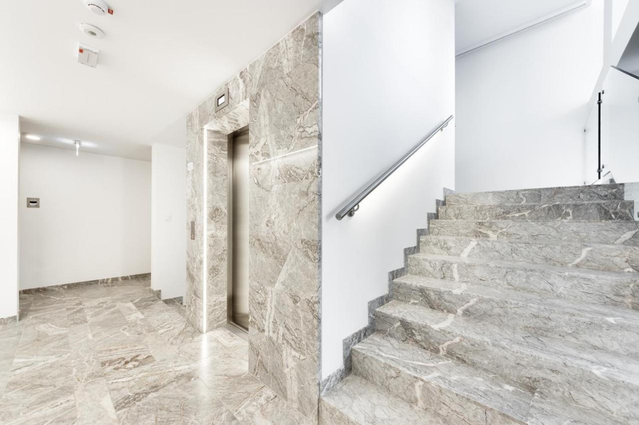 Central Apartment With Private Garage Ljubljana Exterior foto